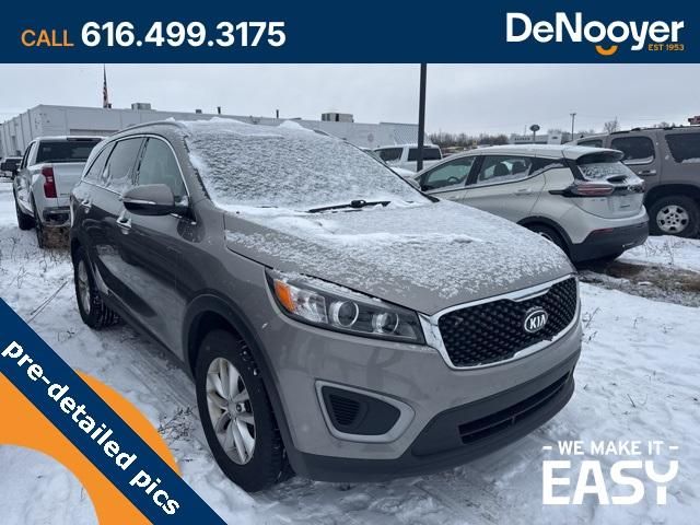 2016 Kia Sorento LX