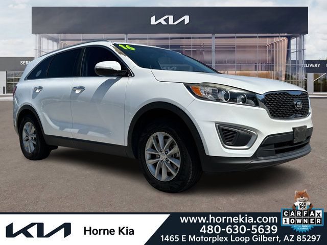 2016 Kia Sorento LX