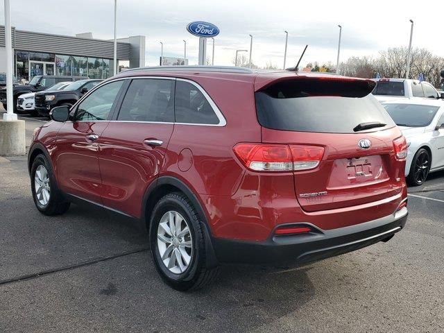 2016 Kia Sorento LX