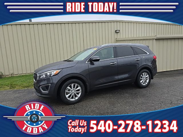 2016 Kia Sorento LX