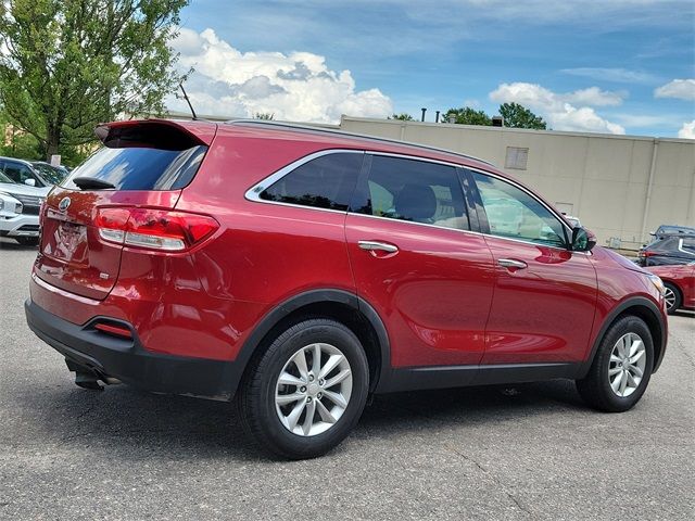 2016 Kia Sorento LX