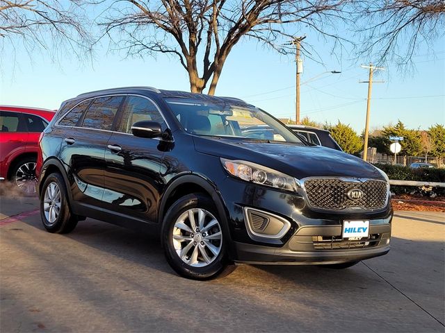 2016 Kia Sorento LX