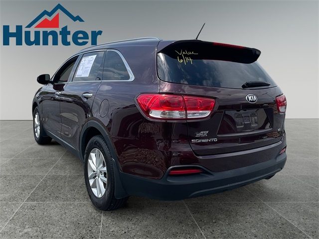 2016 Kia Sorento LX