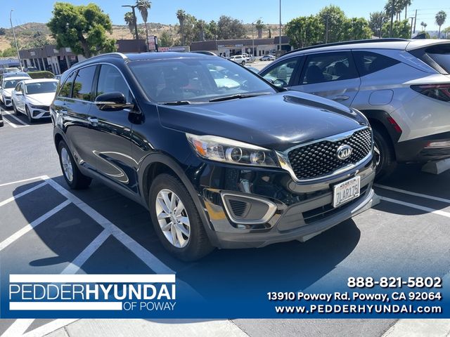 2016 Kia Sorento LX