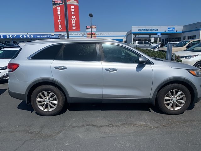 2016 Kia Sorento LX