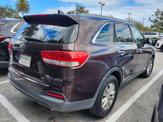 2016 Kia Sorento LX