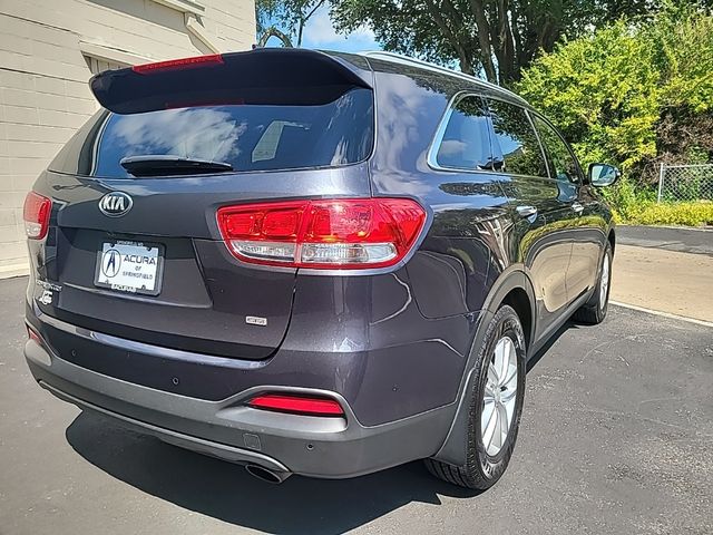 2016 Kia Sorento LX