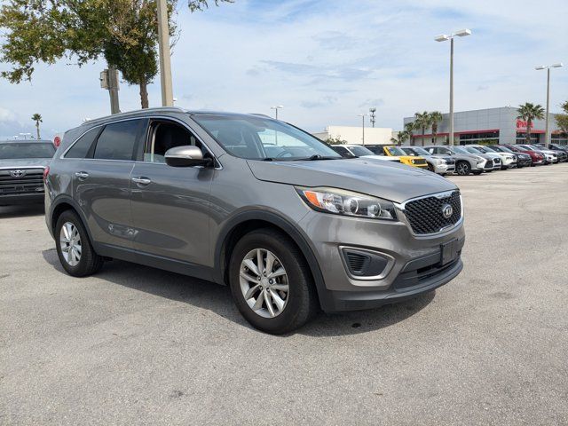 2016 Kia Sorento LX