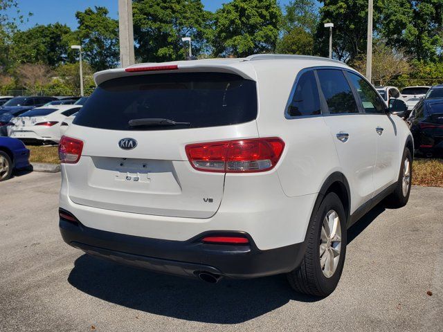 2016 Kia Sorento LX
