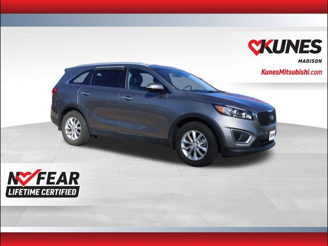 2016 Kia Sorento LX