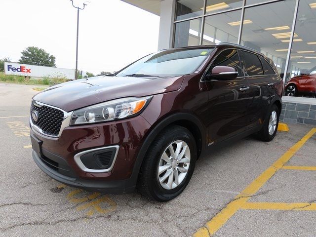 2016 Kia Sorento LX