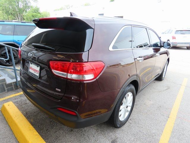 2016 Kia Sorento LX