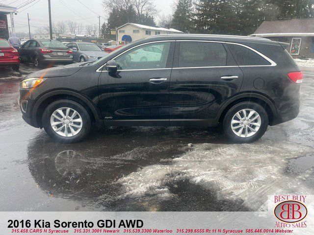 2016 Kia Sorento LX