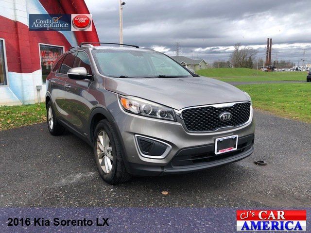 2016 Kia Sorento LX