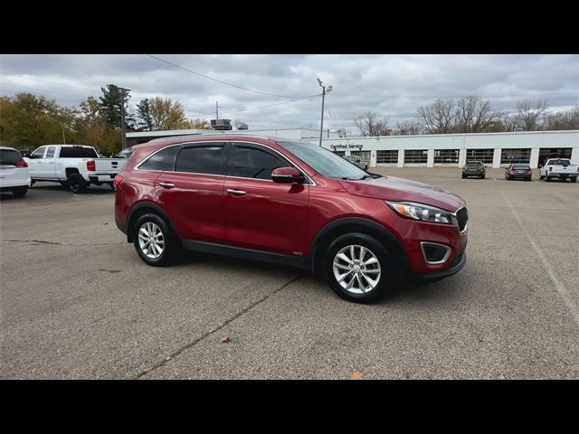 2016 Kia Sorento LX