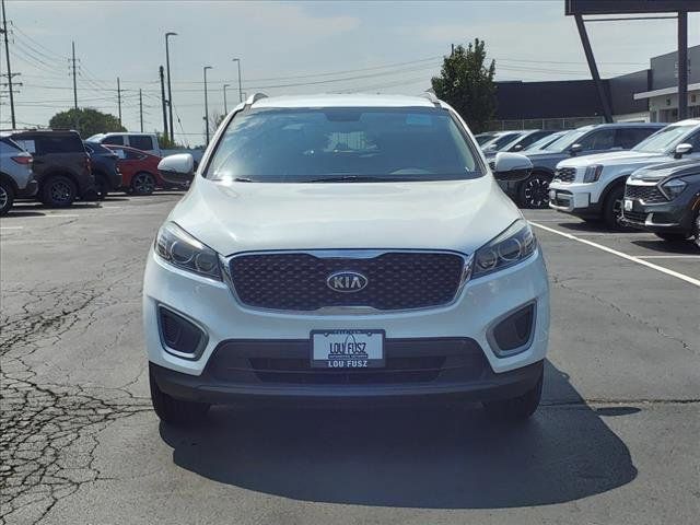 2016 Kia Sorento LX