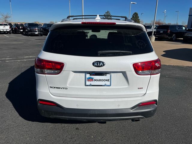 2016 Kia Sorento LX