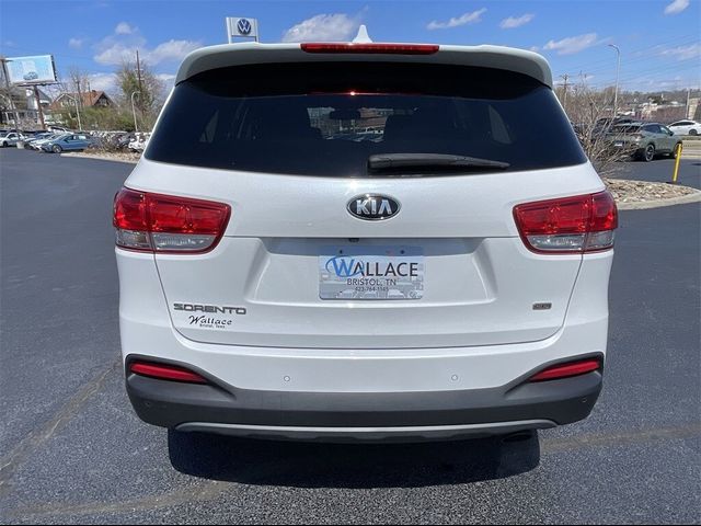2016 Kia Sorento LX