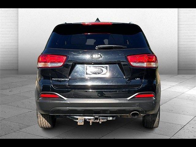 2016 Kia Sorento LX