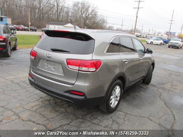 2016 Kia Sorento LX