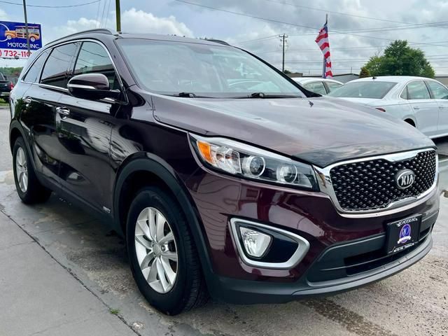 2016 Kia Sorento LX