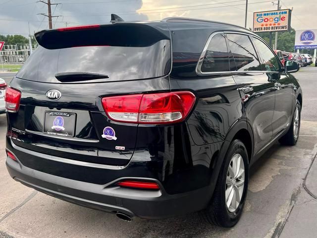 2016 Kia Sorento LX