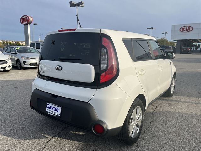 2016 Kia Soul Base