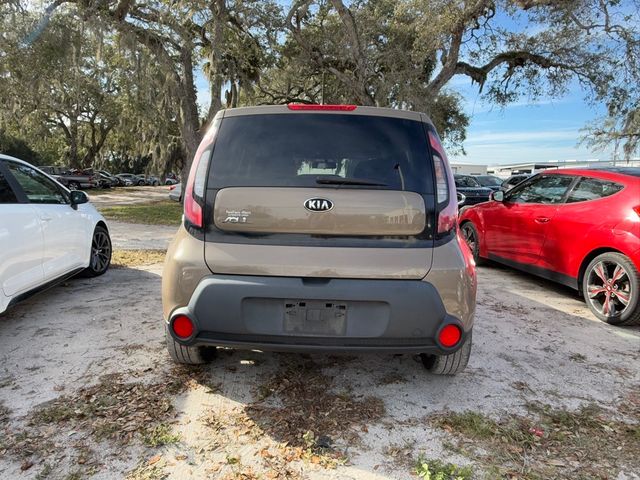 2016 Kia Soul Base