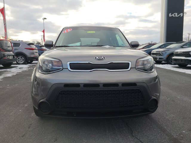 2016 Kia Soul Base