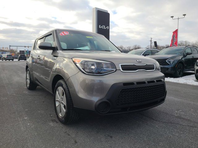 2016 Kia Soul Base