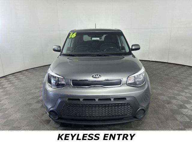 2016 Kia Soul Base