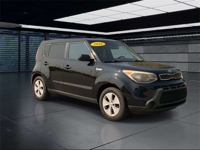 2016 Kia Soul Base