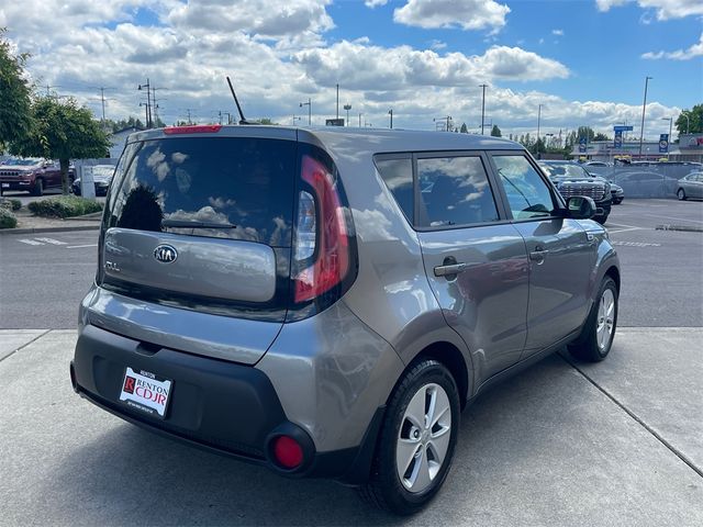 2016 Kia Soul Base