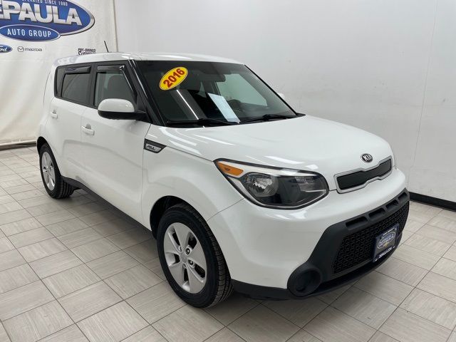 2016 Kia Soul Base