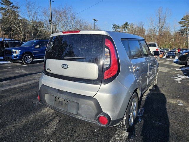 2016 Kia Soul Base