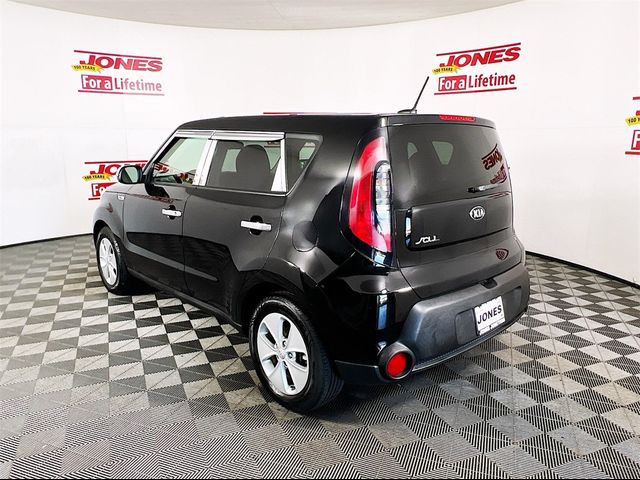 2016 Kia Soul Base