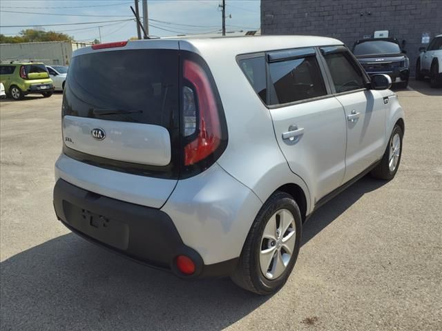 2016 Kia Soul Base