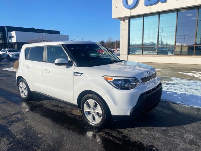 2016 Kia Soul Base