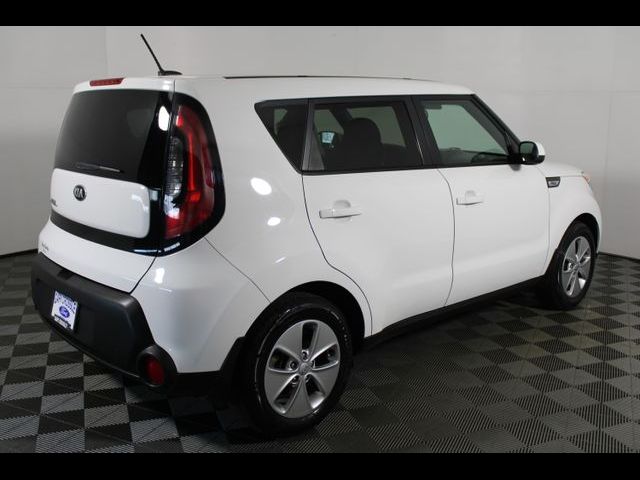 2016 Kia Soul Base