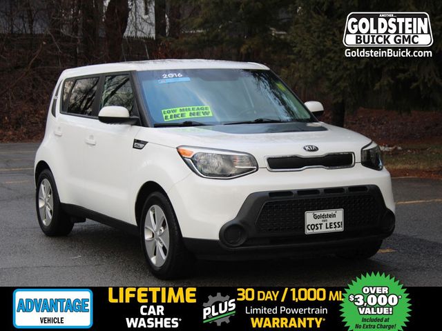 2016 Kia Soul Base