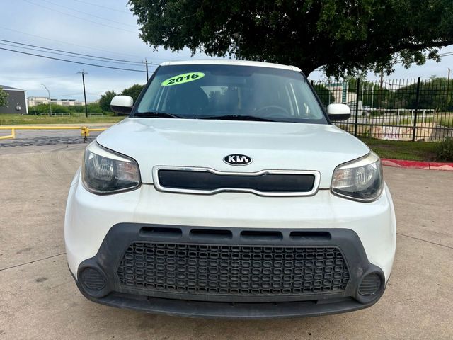 2016 Kia Soul Base