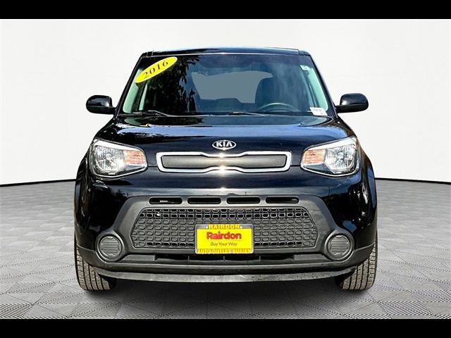 2016 Kia Soul Base