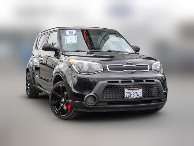 2016 Kia Soul Base