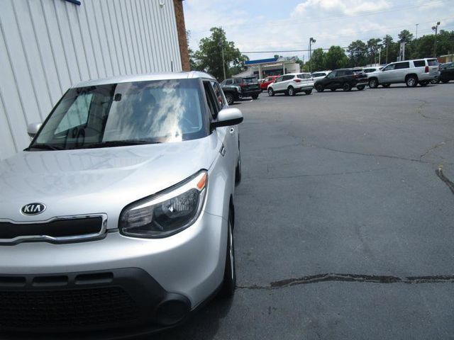 2016 Kia Soul Base