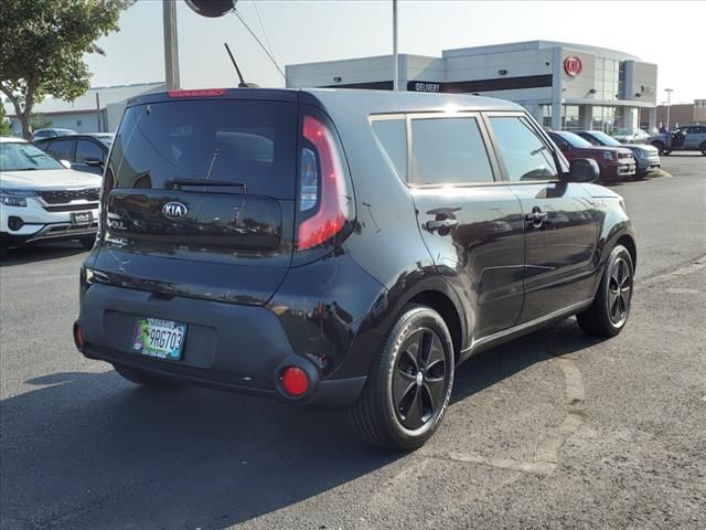 2016 Kia Soul Base