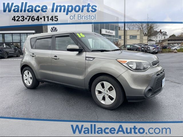 2016 Kia Soul Base