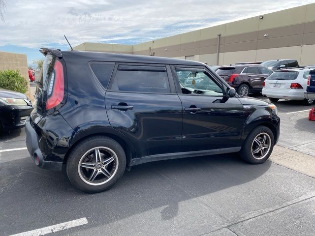 2016 Kia Soul Base