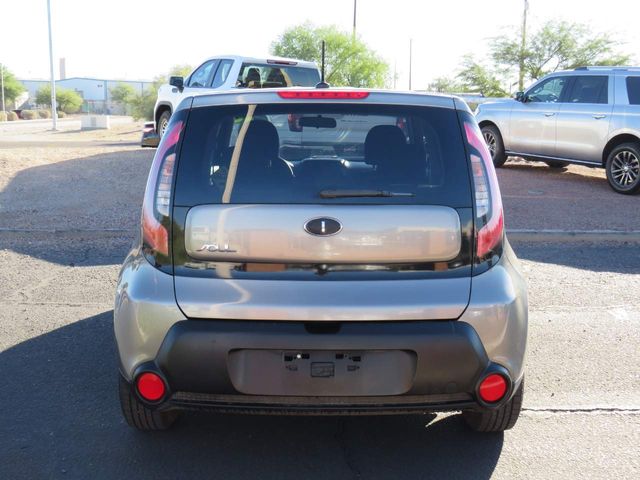 2016 Kia Soul Base