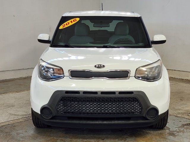 2016 Kia Soul Base