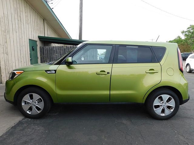 2016 Kia Soul Base